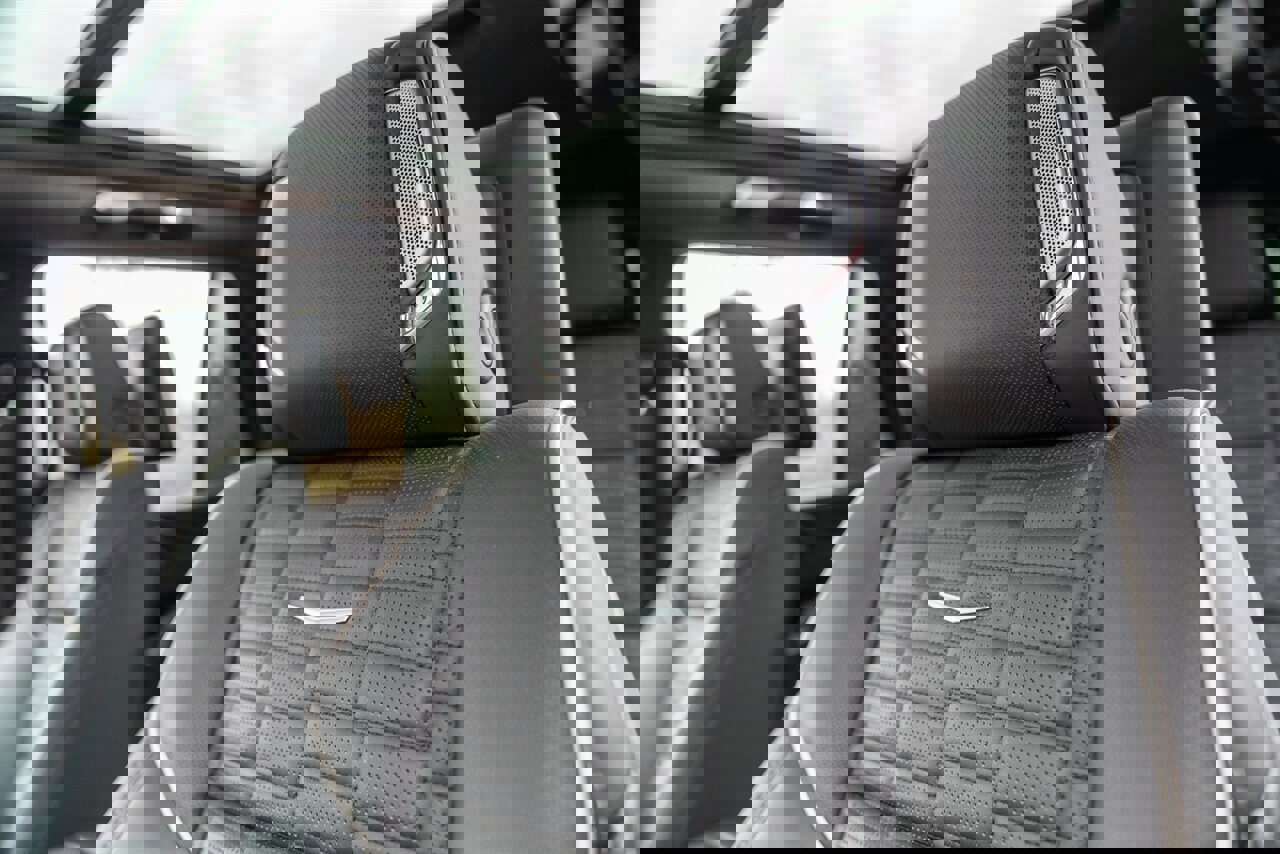 Used 2023 Cadillac Escalade Premium Luxury Platinum image 38