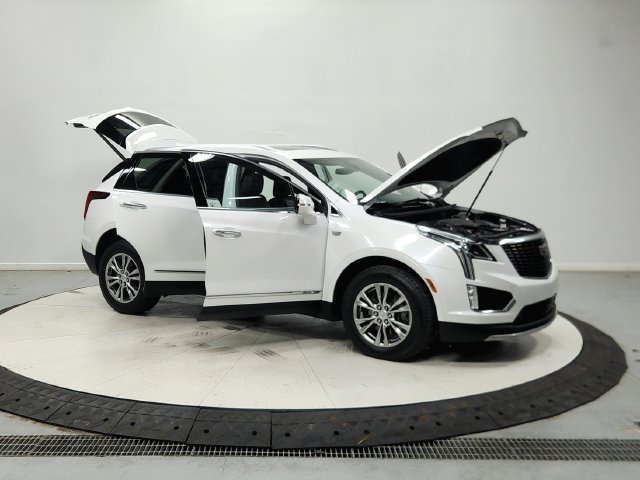 Used 2023 Cadillac XT5 Premium Luxury w/ LPO, Floor Liner Package AWD/4WD image 10