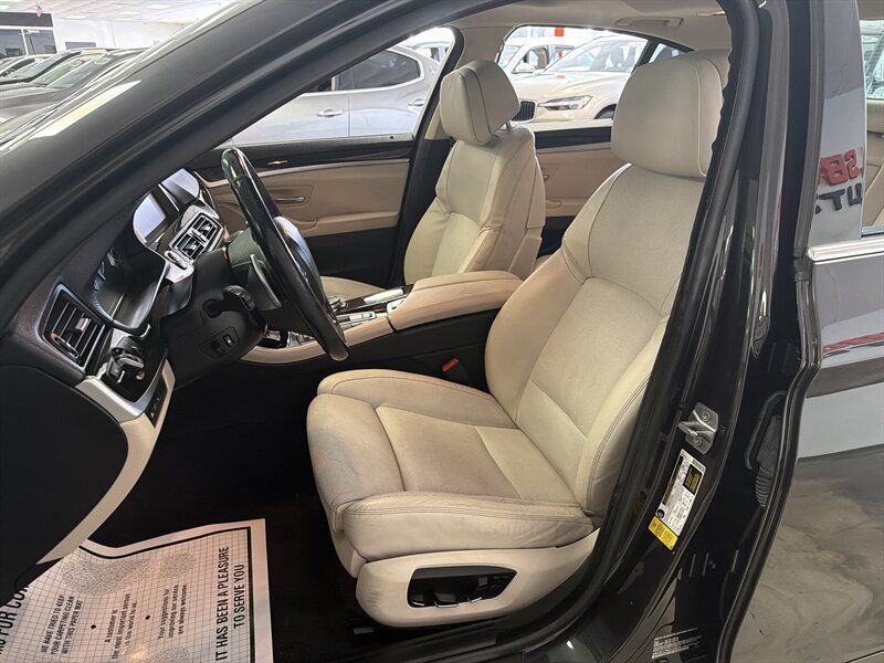 Used 2015 BMW 535i Sedan RWD image 17