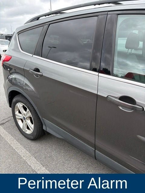 Used 2016 Ford Escape SE w/ Equipment Group 201A AWD/4WD image 14