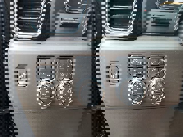 New 2026 GMC Sierra 1500 Denali w/ Denali Reserve Package AWD/4WD image 31