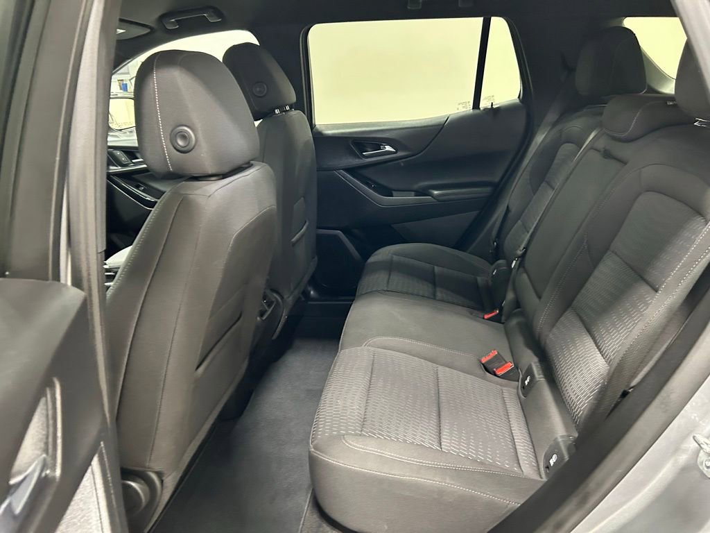 Used 2025 Chevrolet Equinox LT AWD/4WD image 21
