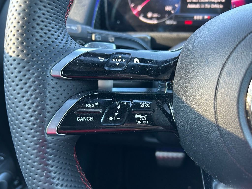 Used 2024 Mercedes-Benz GLB 250 image 19