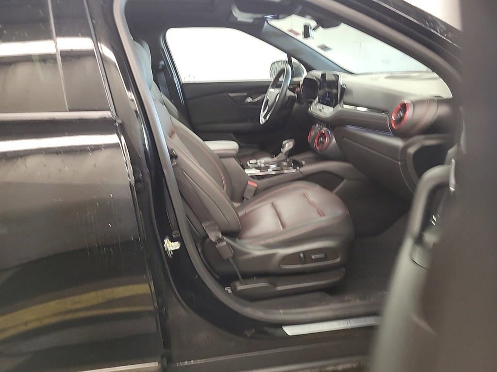 Used 2023 Chevrolet Blazer RS w/ Driver Confidence II Package image 11