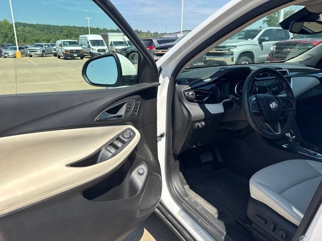 Used 2023 Buick Encore GX Essence w/ Experience Buick Package AWD/4WD image 9
