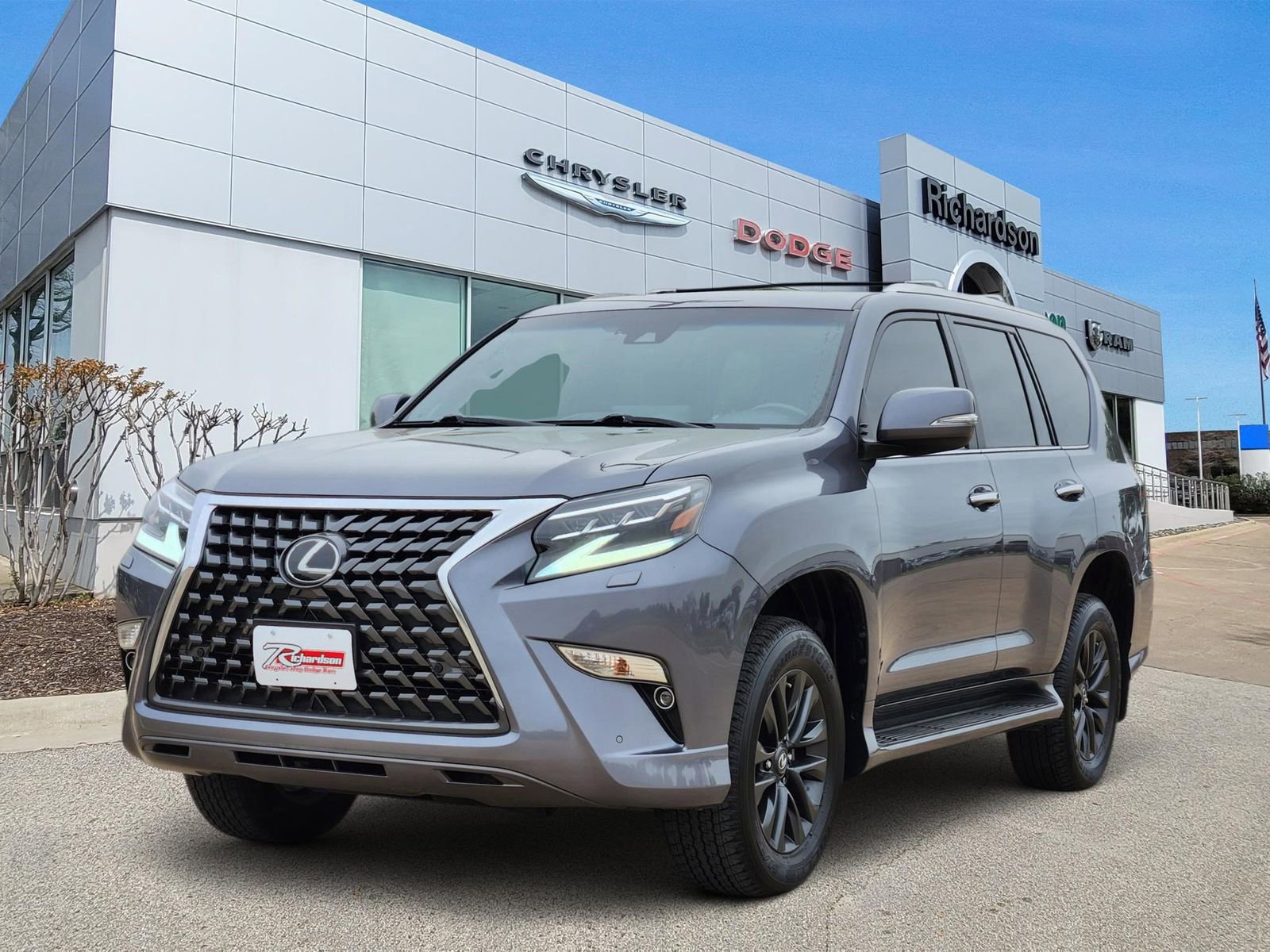 Used 2023 Lexus GX 460 Premium AWD/4WD image 2
