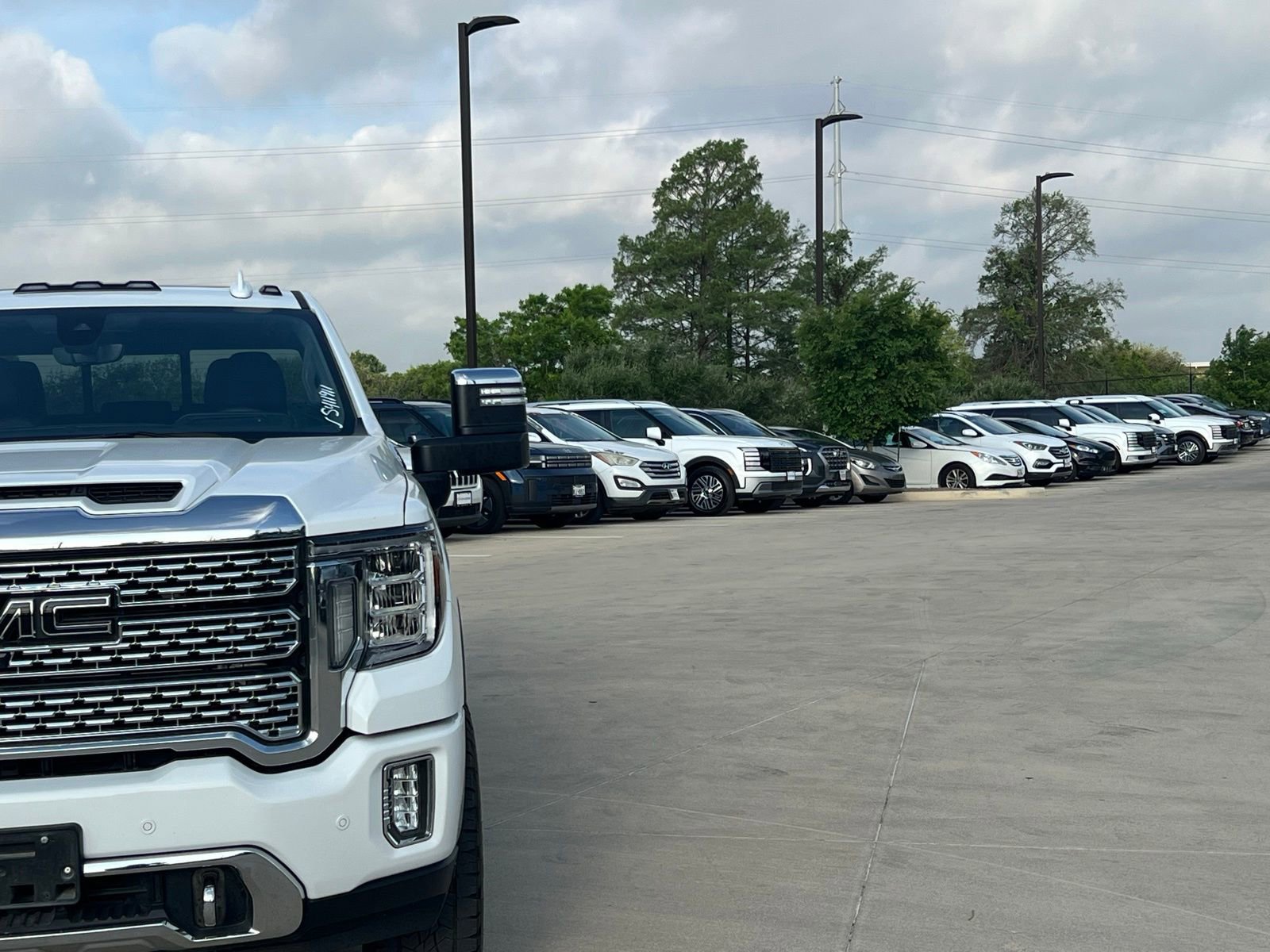 Used 2020 GMC Sierra 2500 Denali w/ Denali Ultimate Package image 3
