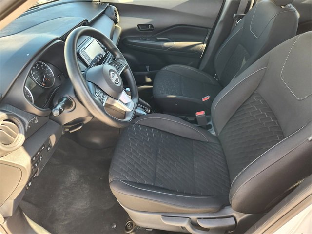 Used 2022 Nissan Kicks S image 13