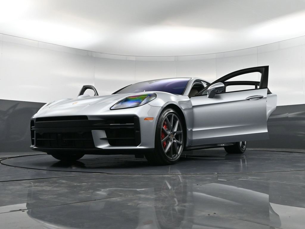 New 2026 Porsche Panamera GTS image 41