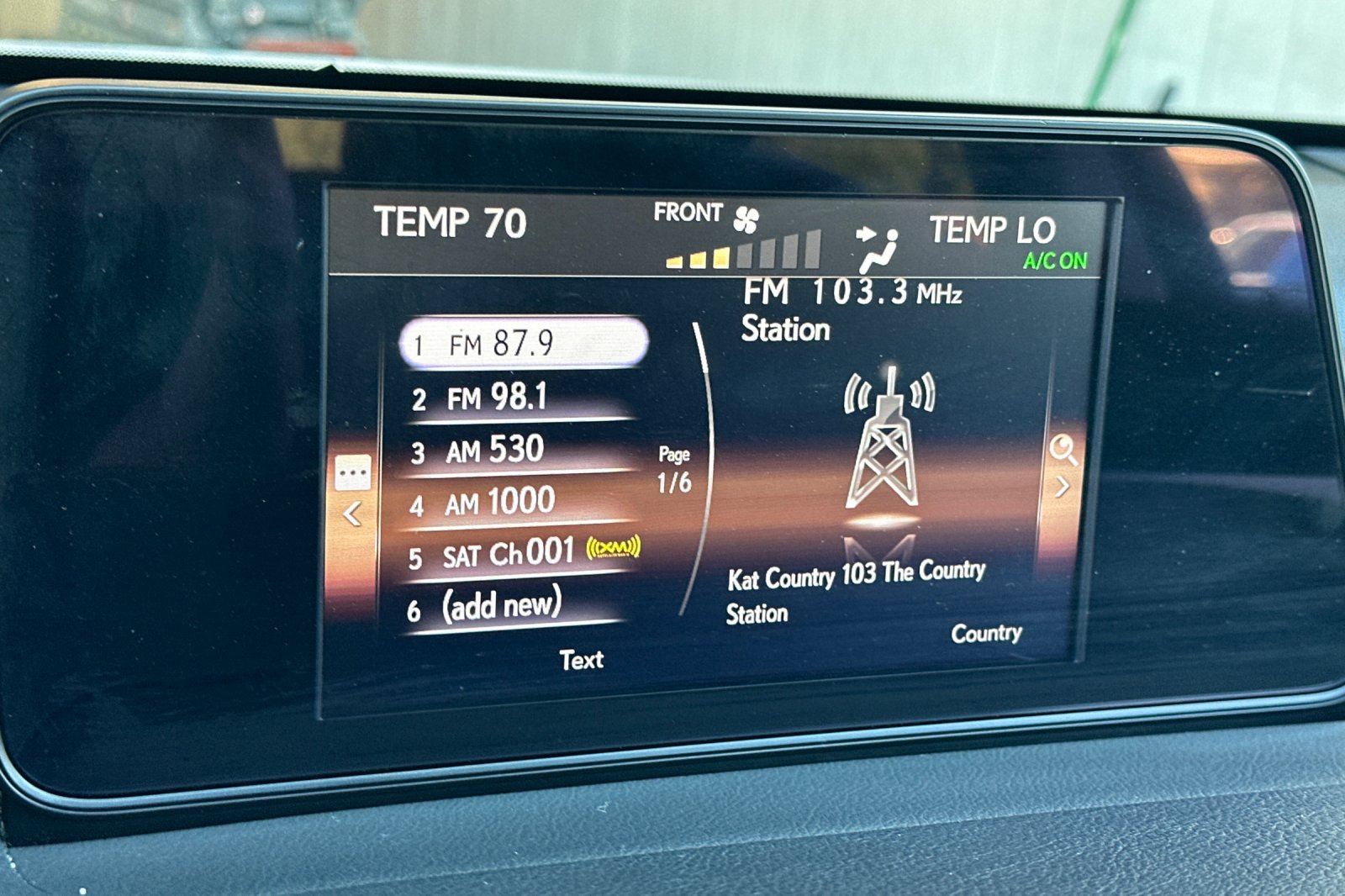Used 2019 Lexus RX 350L FWD w/ Accessory Package image 17