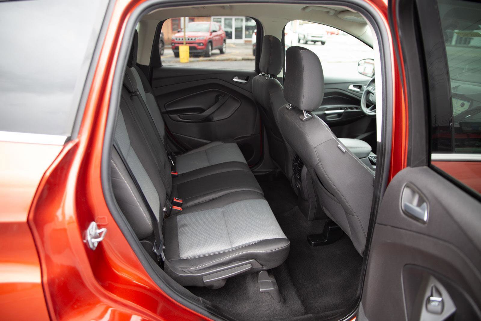 Used 2019 Ford Escape SE image 22