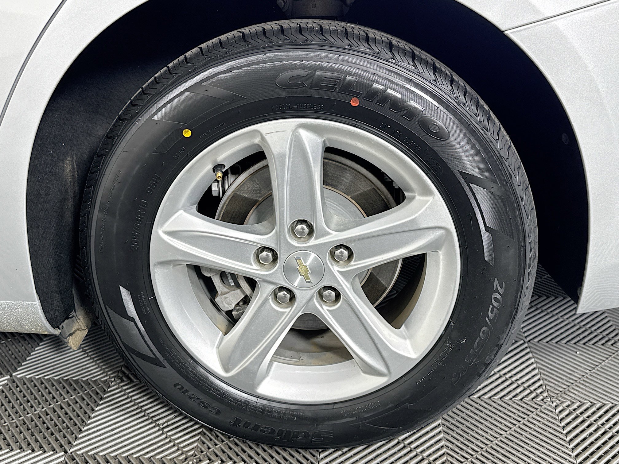 Used 2021 Chevrolet Malibu LS image 36