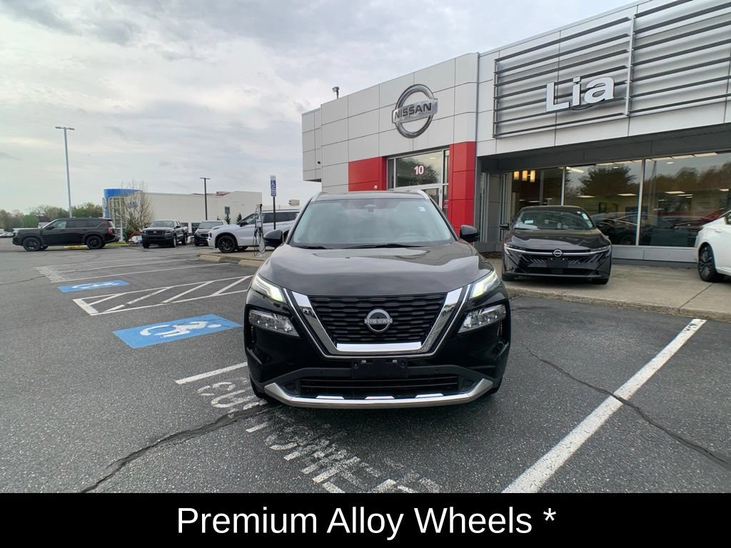 Certified 2023 Nissan Rogue Platinum w/ Platinum Premium Package AWD/4WD image 9