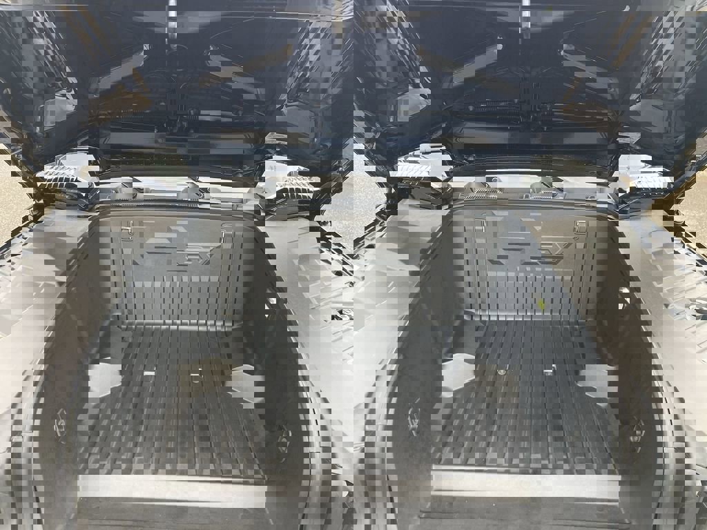 New 2026 GMC Hummer EV 4x4 Crew Cab w/ LPO, Dark Essentials Package image 30