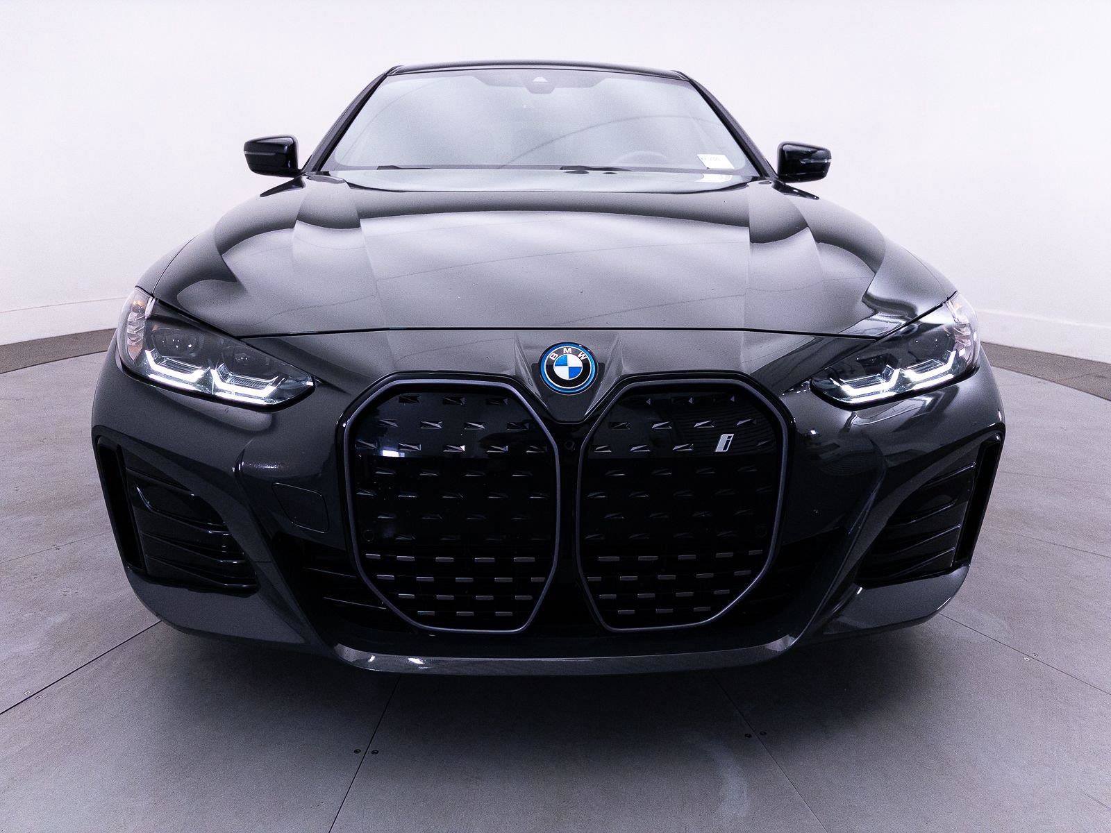 Used 2024 BMW i4 eDrive40 w/ M Sport Package RWD image 16