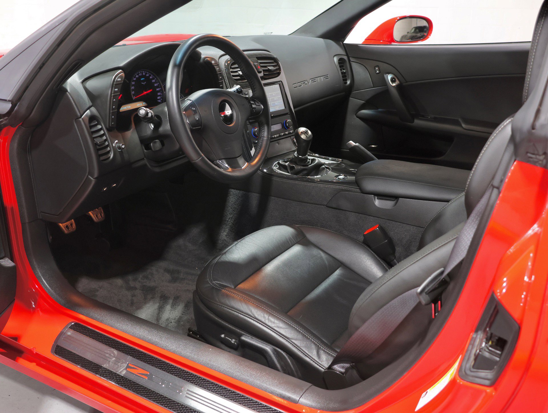 Used 2012 Chevrolet Corvette Z06 w/ 2LZ Preferred Equipment Group image 69