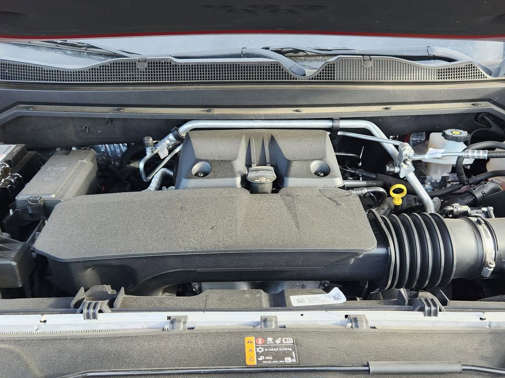 Used 2025 Chevrolet Colorado Z71 w/ Technology Package image 13