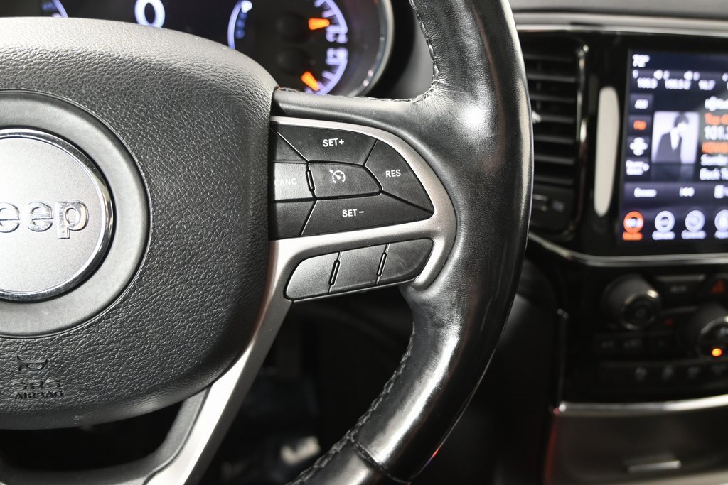 Used 2021 Jeep Grand Cherokee Laredo X image 35