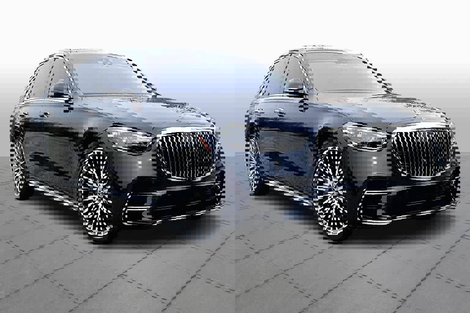 Used 2022 Mercedes-Benz S 580 4MATIC Sedan image 3