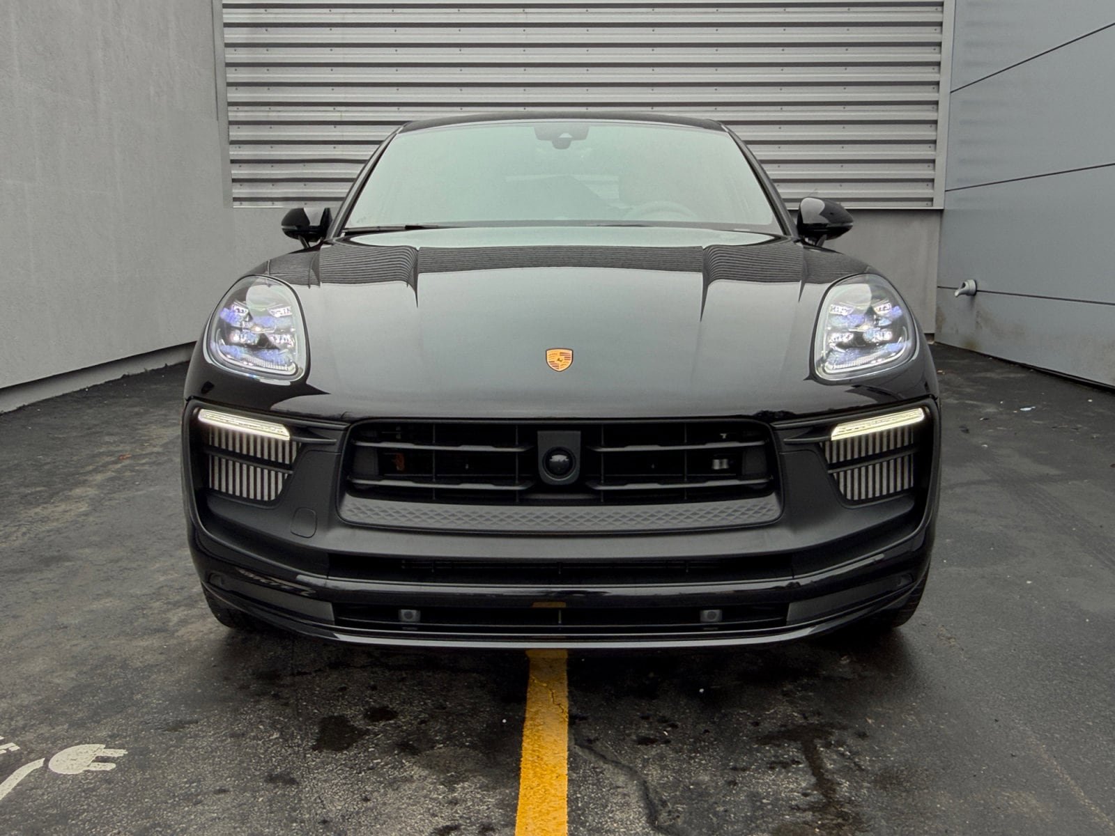 Used 2026 Porsche Macan GTS AWD/4WD image 4