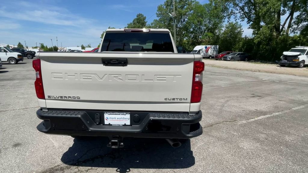 New 2026 Chevrolet Silverado 2500 Custom w/ Custom Value Package AWD/4WD image 9