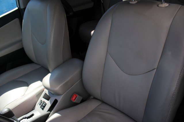 Used 2012 Toyota RAV4 FWD w/ Value Pkg image 18