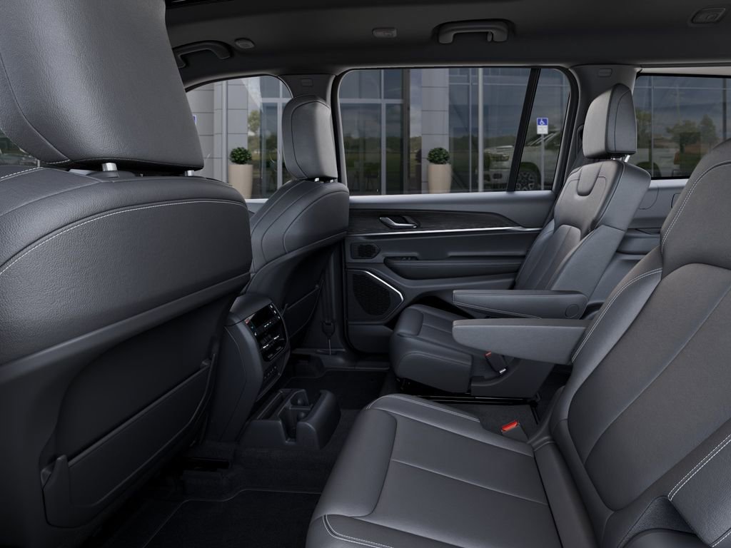 New 2026 Jeep Grand Cherokee L Limited w/ Limited Altitude Package image 23
