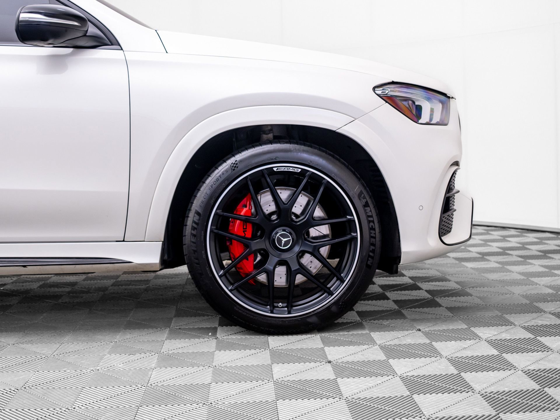 Used 2023 Mercedes-Benz GLE 63 AMG S image 32