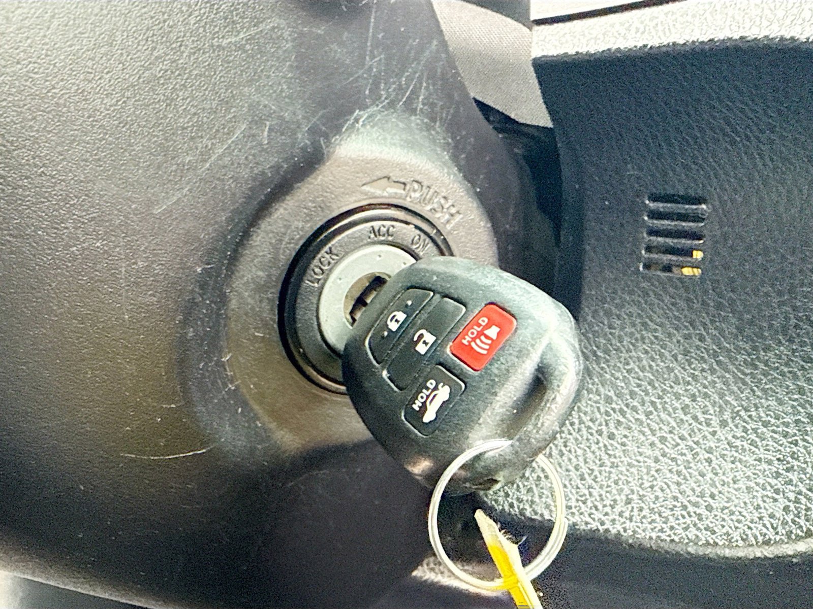 Used 2015 Toyota Corolla S image 8