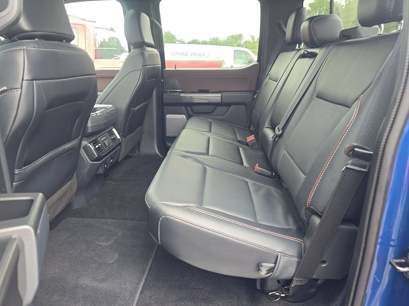 Used 2022 Ford F150 Lariat w/ Equipment Group 502A High AWD/4WD image 11