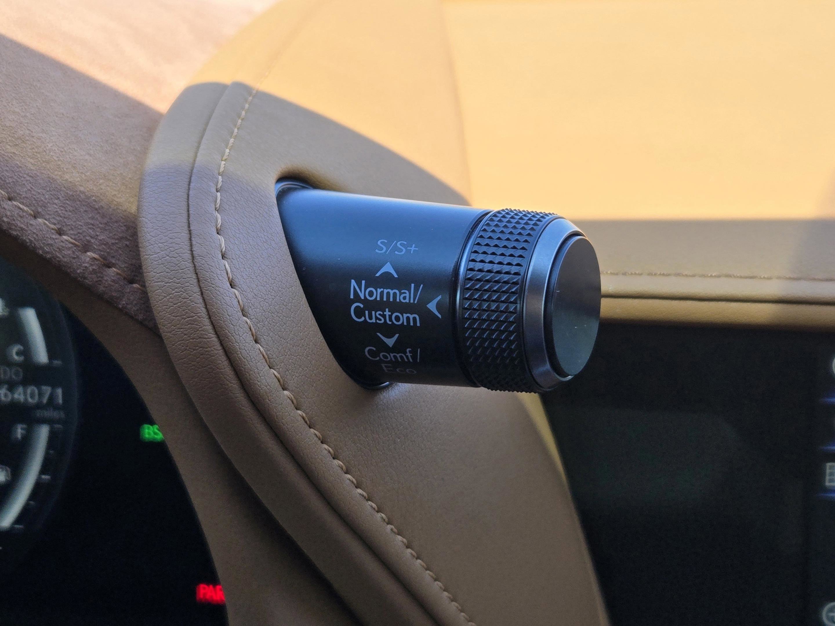 Used 2018 Lexus LC 500 Mark Levinson, Sport Package image 31