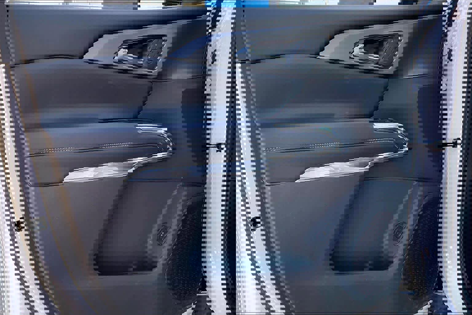 Certified 2025 Chevrolet Traverse LT image 21