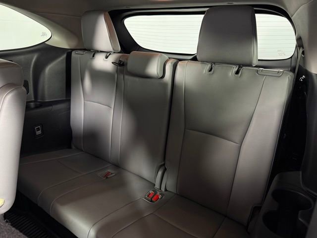 Used 2024 Toyota Highlander XLE image 18