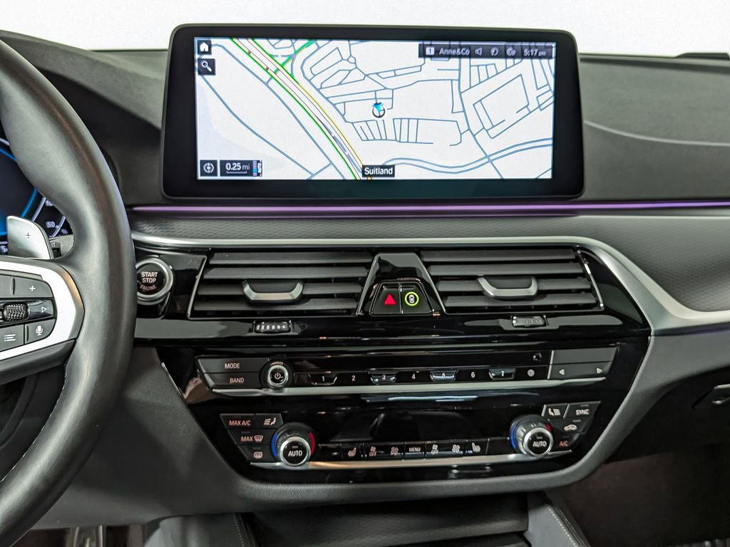 Certified 2023 BMW 530e xDrive w/ Premium Package image 28