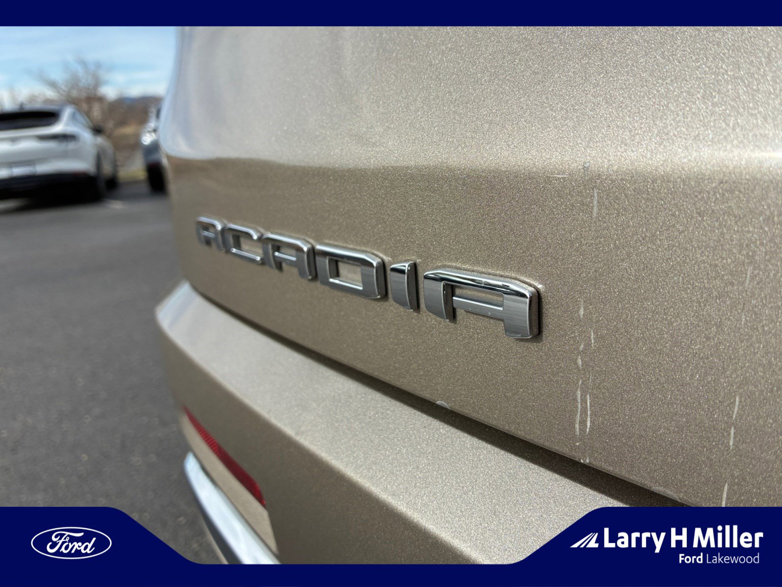 Used 2023 GMC Acadia Denali w/ Denali Ultimate Package image 24