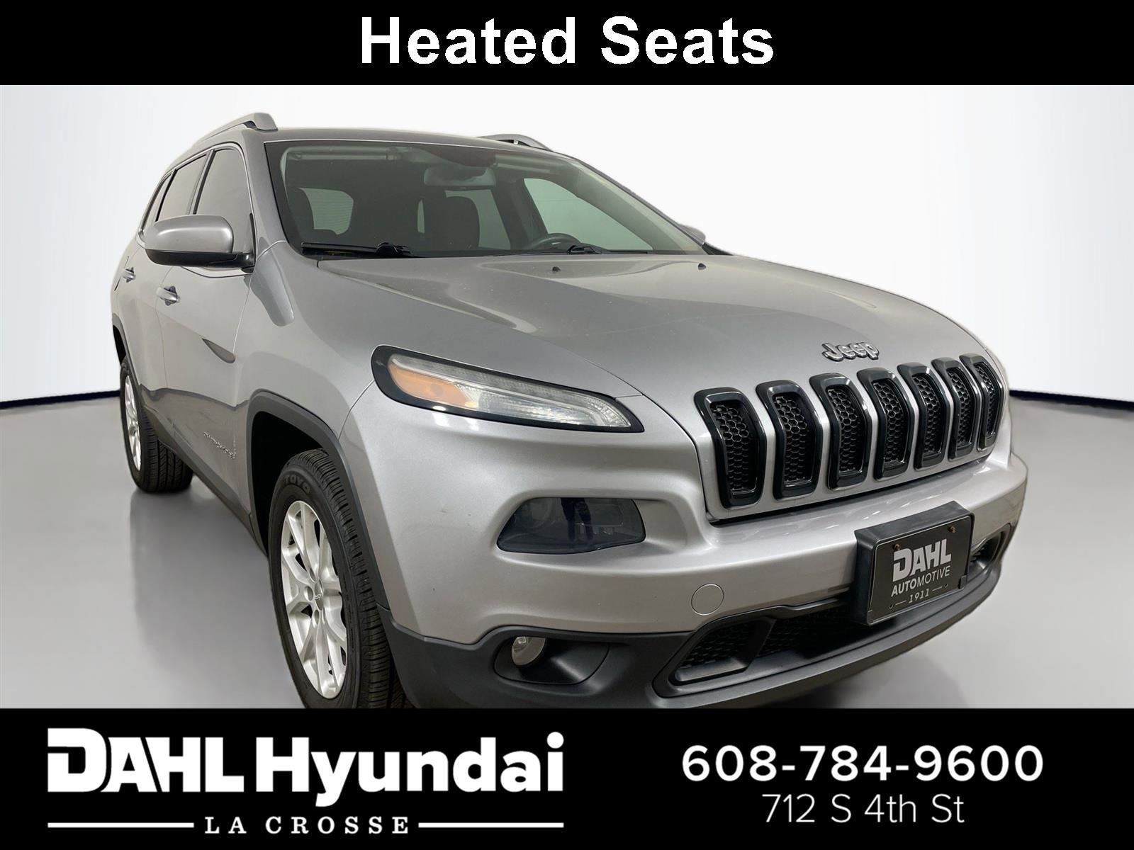 Used 2014 Jeep Cherokee Latitude w/ Cold Weather Group FWD image 1