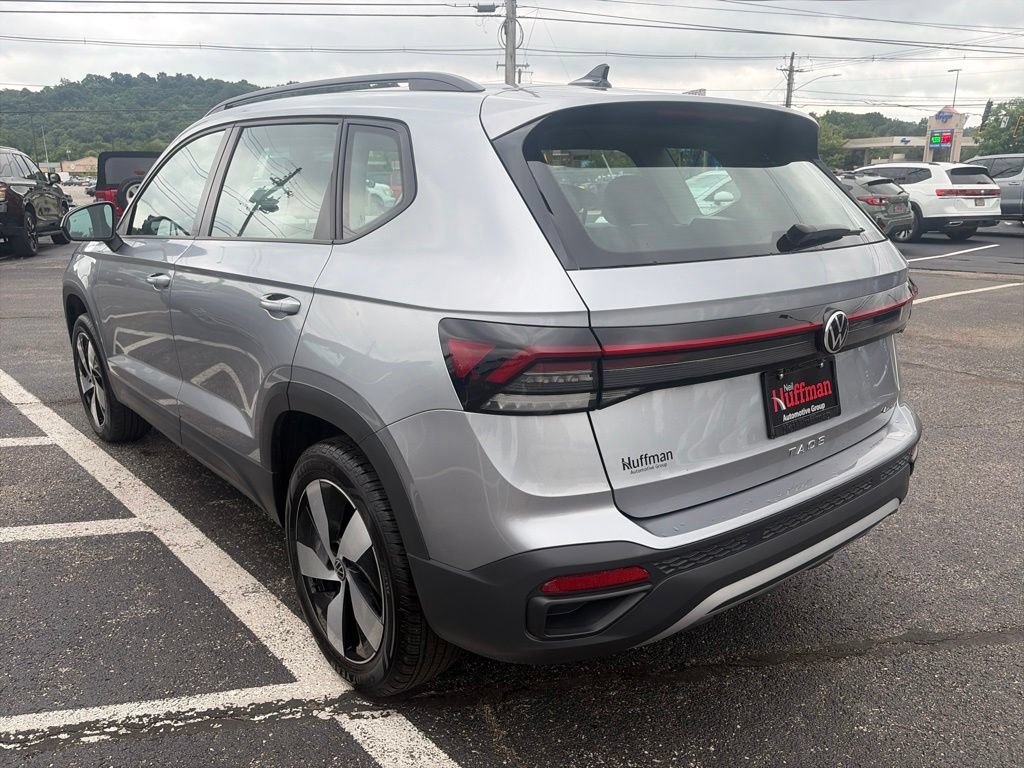 Used 2025 Volkswagen Taos S AWD/4WD image 5