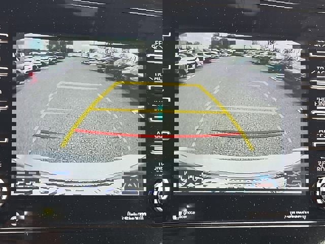 Used 2023 Toyota Camry SE w/ Convenience Package image 20