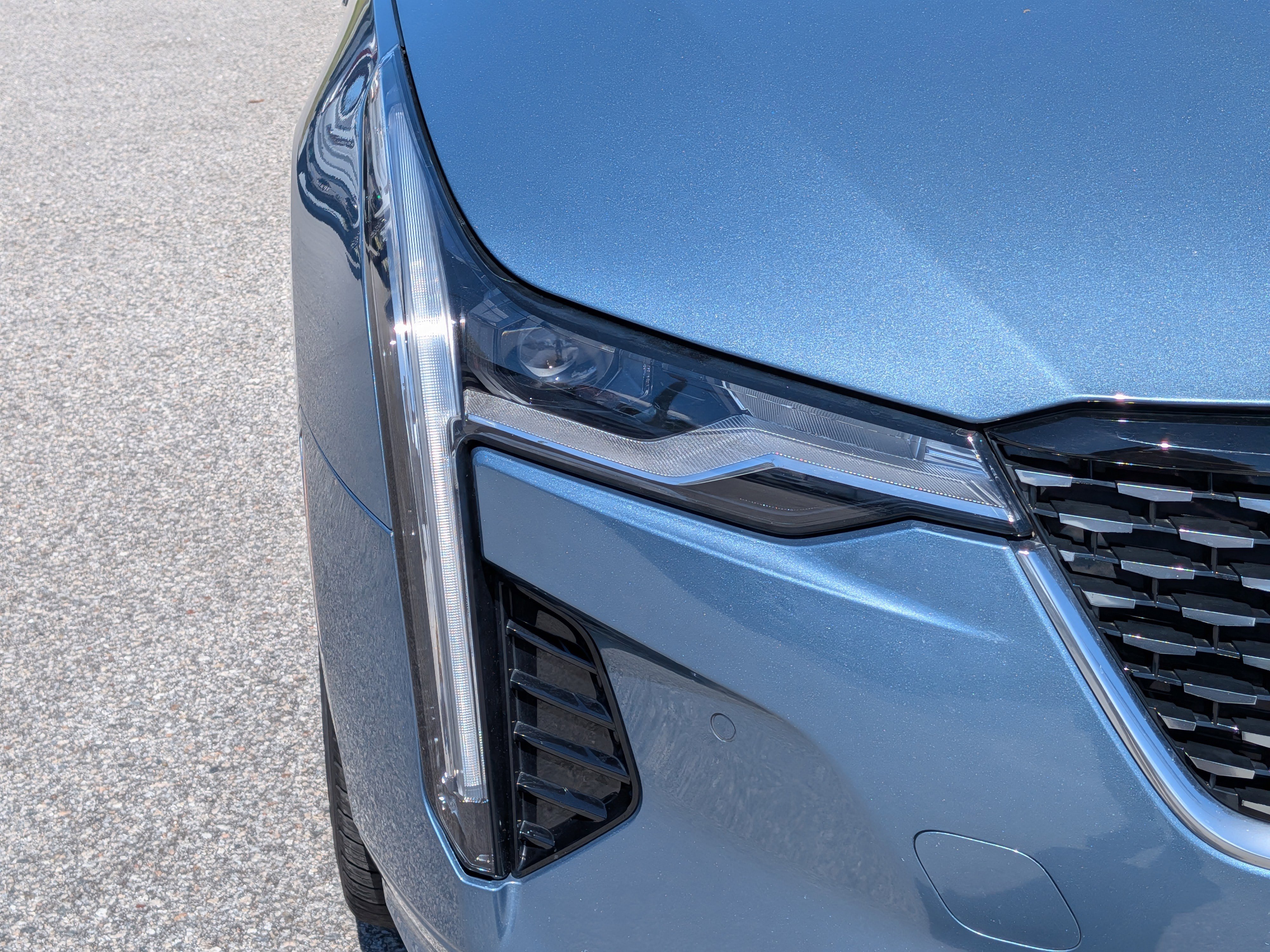 Certified 2023 Cadillac CT4 Premium Luxury AWD/4WD image 10