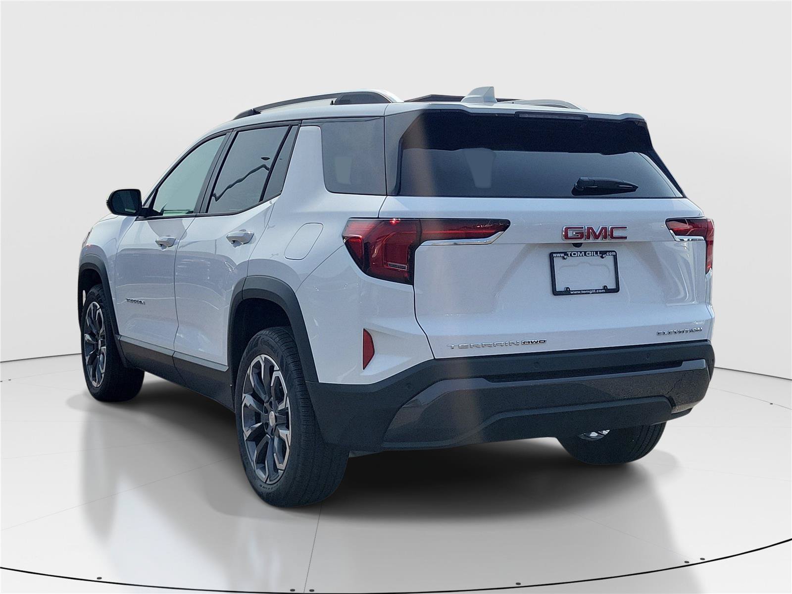 New 2027 GMC Terrain Elevation w/ Elevation Premium Package FWD image 3