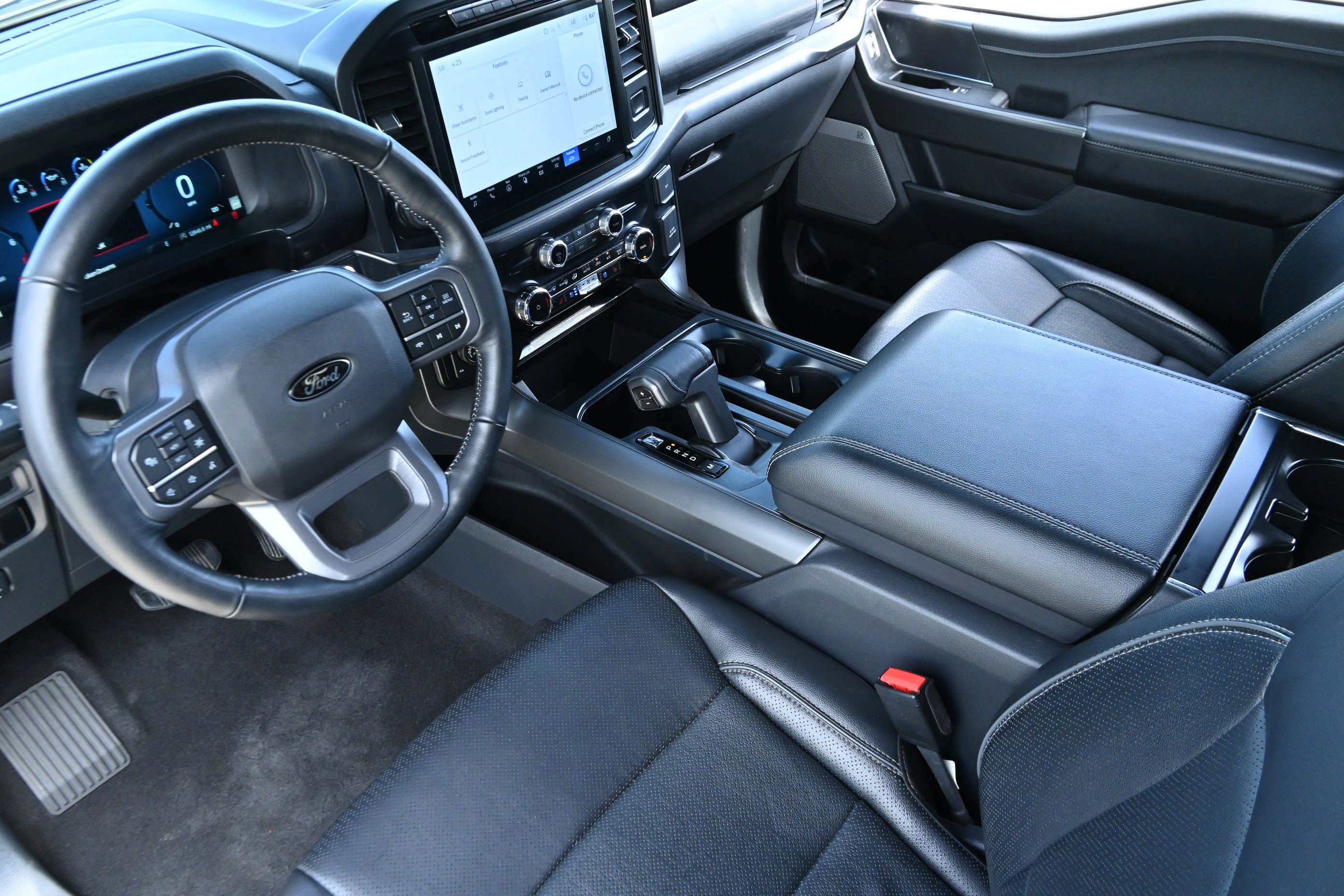 Used 2024 Ford F150 Lariat w/ FX4 Off-Road Package AWD/4WD image 14