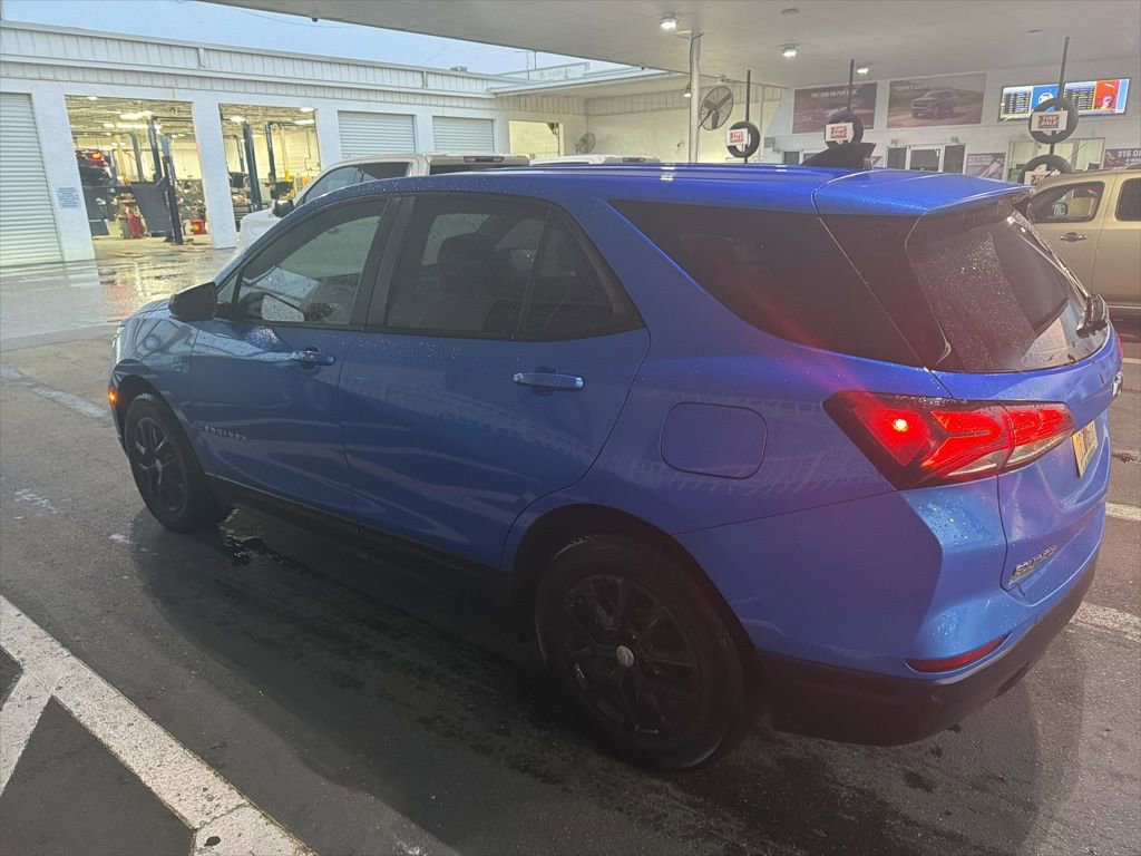 Certified 2024 Chevrolet Equinox LS w/ Driver Confidence II Package image 9