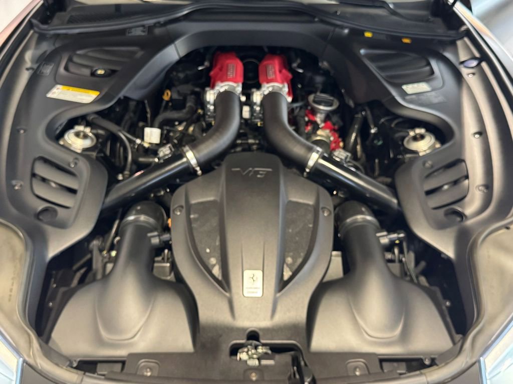 Used 2018 Ferrari GTC4Lusso T RWD image 19