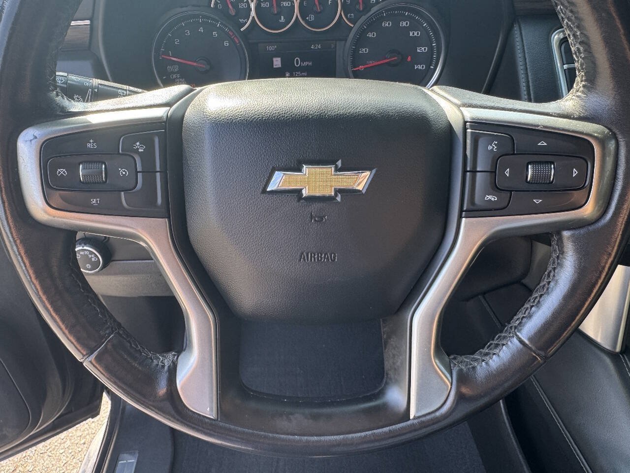 Used 2021 Chevrolet Suburban LT w/ Rear Media and Nav Package AWD/4WD image 21