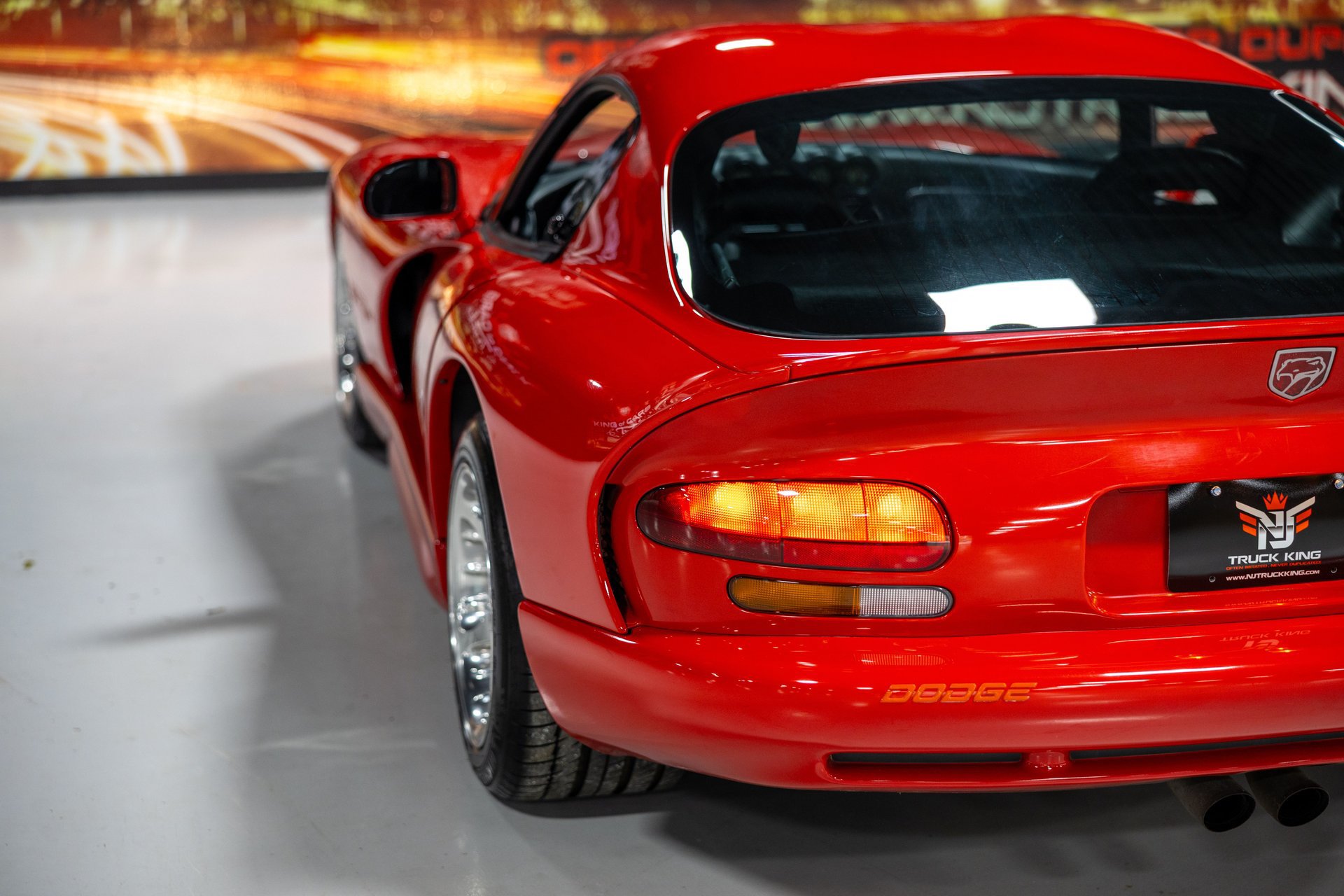 Used 1997 Dodge Viper GTS RWD image 15