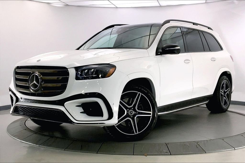 Used 2024 Mercedes-Benz GLS 450 4MATIC image 11