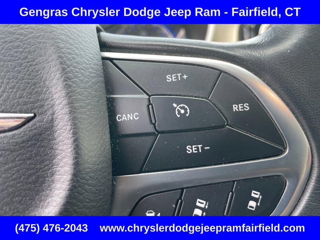 Used 2020 Chrysler Pacifica Touring-L Plus FWD image 64
