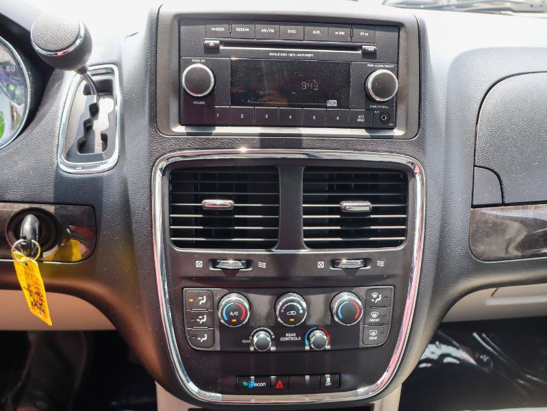 Used 2012 Dodge Grand Caravan SE FWD image 16