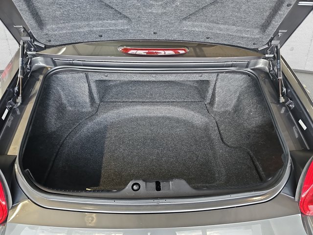 Used 2003 Ford Thunderbird image 10