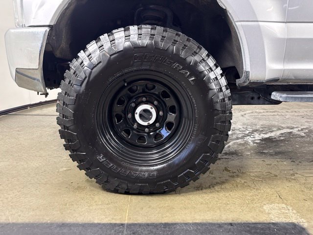 Used 2017 Ford F250 XL w/ Power Equipment Group AWD/4WD image 12